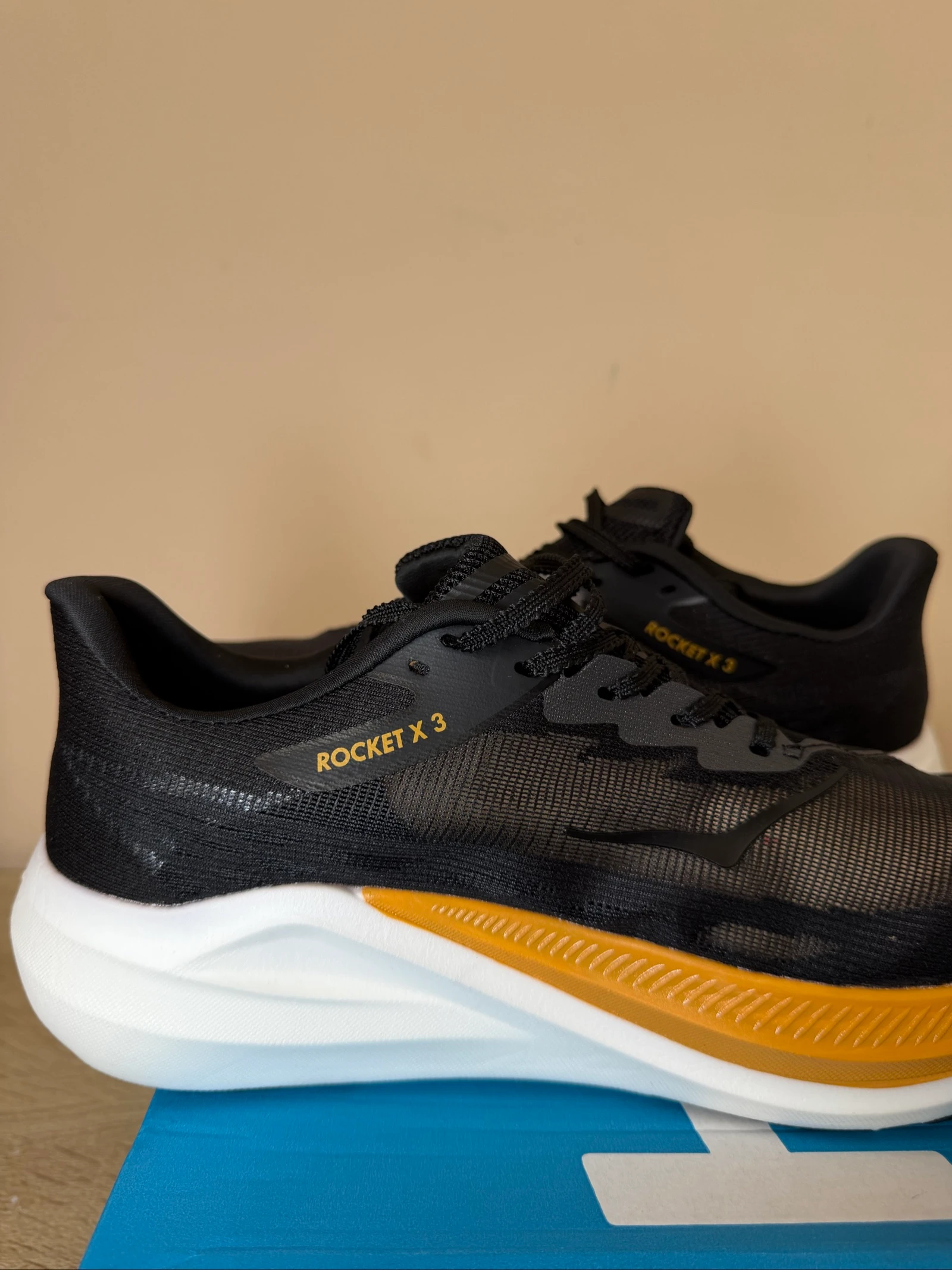 Hoka u rocket x 3 – photo 4